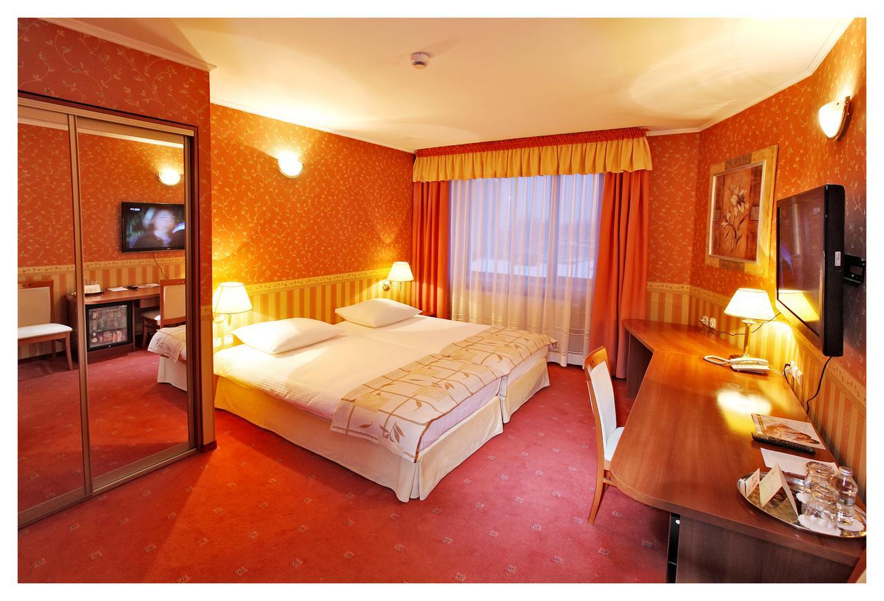 Hotel Janusz Siedlce Room photo